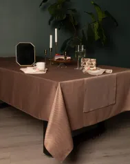 Скатерти, салфетки Скатерть Ирида (кофе) 150х220 см.